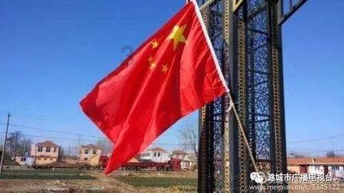 救援摄影师男孩